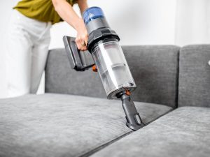 compact cordless vacuum cleaner